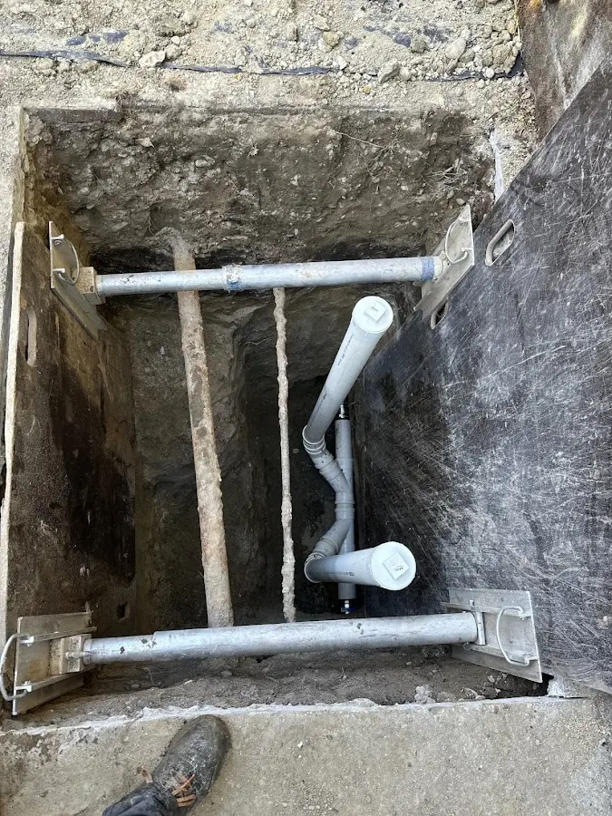 Experienced plumber completing Gas Line Repair work in Oregon